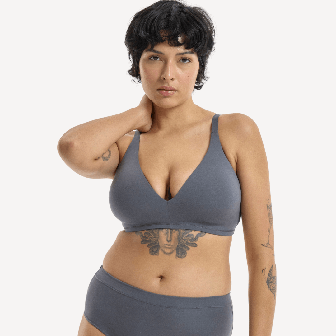 GEEGEE / 12E, 10A / GALAXY GREY, 10B / GALAXY GREY, 10C / GALAXY GREY, 10D / GALAXY GREY, 10DD / GALAXY GREY, 10E / GALAXY GREY, 10F / GALAXY GREY, 10G / LAVENDER FIZZ, 12A / LAVENDER FIZZ, 12B / LAVENDER FIZZ, 12C / GALAXY GREY, 12D / GALAXY GREY, 12DD / GALAXY GREY, 12E / GALAXY GREY, 12F / GALAXY GREY