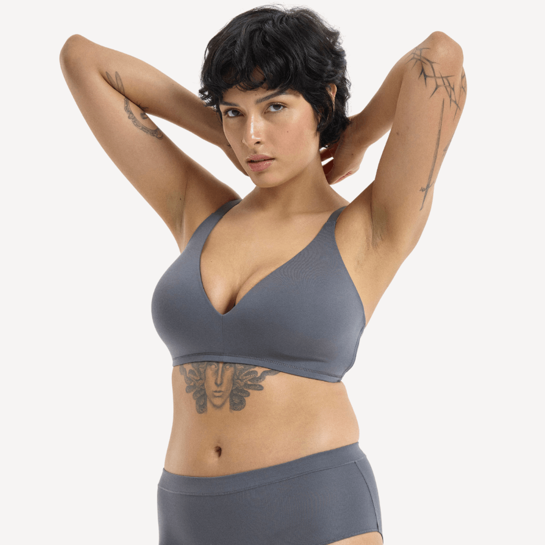 GEEGEE / 12E, 10A / GALAXY GREY, 10B / GALAXY GREY, 10C / GALAXY GREY, 10D / GALAXY GREY, 10DD / GALAXY GREY, 10E / GALAXY GREY, 10F / GALAXY GREY, 10G / LAVENDER FIZZ, 12A / LAVENDER FIZZ, 12B / LAVENDER FIZZ, 12C / GALAXY GREY, 12D / GALAXY GREY, 12DD / GALAXY GREY, 12E / GALAXY GREY, 12F / GALAXY GREY