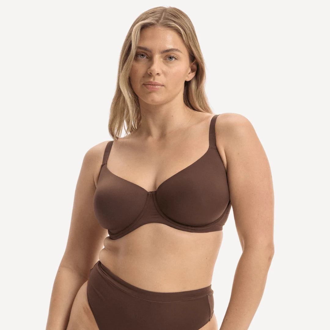 ZOE / 10E, 14DD / CHOCOLATE MOUSSE, 14E / CHOCOLATE MOUSSE, 16B / CHOCOLATE MOUSSE, 16C / CHOCOLATE MOUSSE, 16D / CHOCOLATE MOUSSE, 16DD / CHOCOLATE MOUSSE, 18C / CHOCOLATE MOUSSE, 18D / CHOCOLATE MOUSSE, 20C / CHOCOLATE MOUSSE