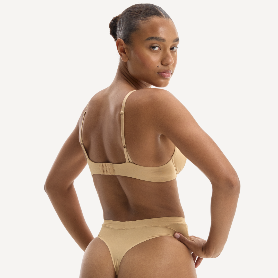 MAE / 12B, 10E / ALMOND MILK, 10F / ALMOND MILK, 10G / ALMOND MILK, 12B / ALMOND MILK, 12C / ALMOND MILK, 12D / ALMOND MILK, 12DD / ALMOND MILK, 12E / ALMOND MILK, 12F / ALMOND MILK, 12G / ALMOND MILK, 14B / ALMOND MILK