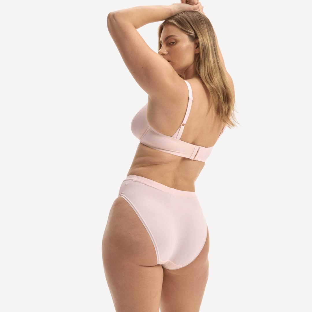 ZOE / M, L / STRAWBERRIES & CREAM, XL / STRAWBERRIES & CREAM, 2XL / STRAWBERRIES & CREAM, 3XL / STRAWBERRIES & CREAM, 4XL / STRAWBERRIES & CREAM, 5XL / STRAWBERRIES & CREAM, 6XL / STRAWBERRIES & CREAM