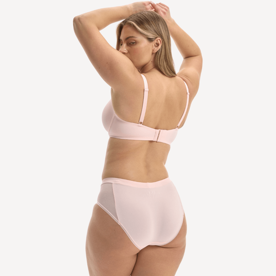 ZOE / M, L / STRAWBERRIES & CREAM, XL / STRAWBERRIES & CREAM, 2XL / STRAWBERRIES & CREAM, 3XL / STRAWBERRIES & CREAM, 4XL / STRAWBERRIES & CREAM, 5XL / STRAWBERRIES & CREAM, 6XL / STRAWBERRIES & CREAM