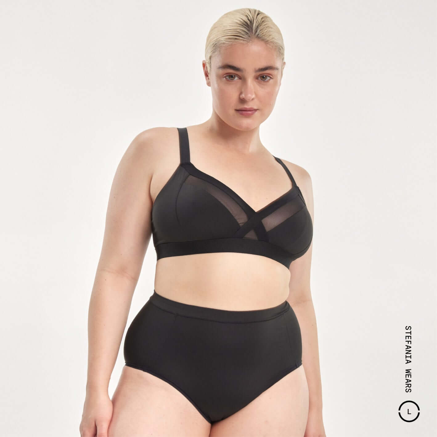 M / LICORICE, L / LICORICE, XL / LICORICE