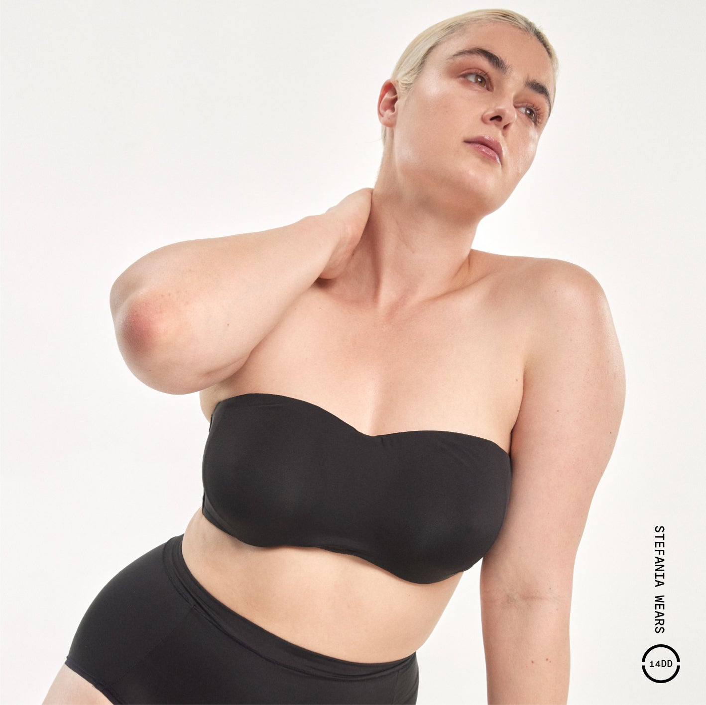 Day 24 🖤 a strapless option that goes down to 28 band size 👏  #smallbandlargecup #straplessbra #brareview